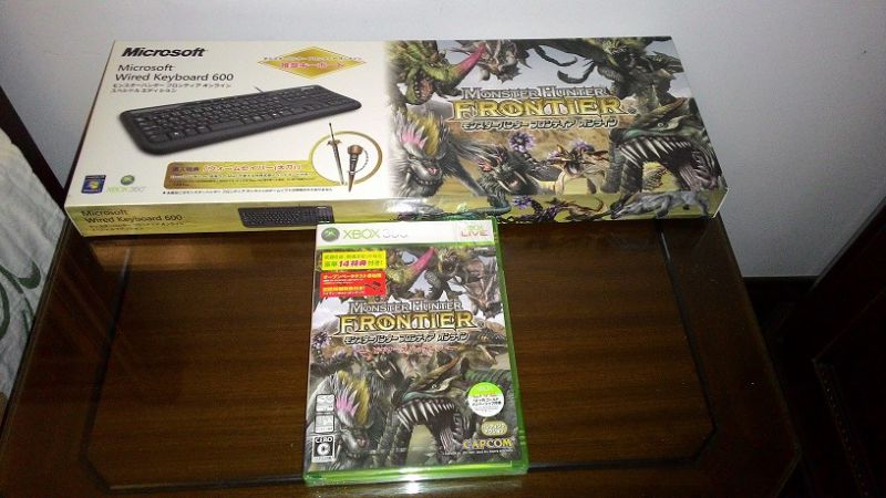 Xbox Live一年金會員卡 + 怪物獵人：邊境Online 新手包 + 微軟專用鍵盤