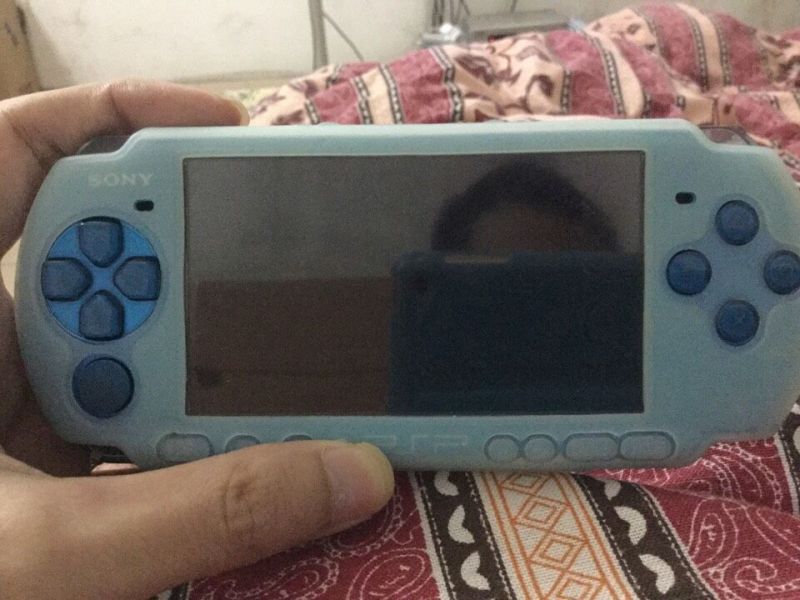 九成新PSP游戲機(jī)