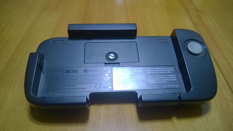 美版3DS+右搖桿 4.2系統可破解 順豐包郵