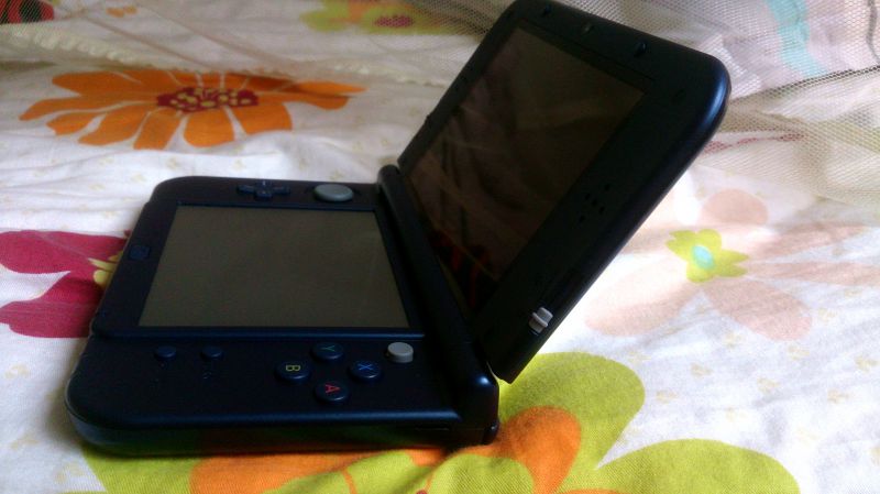 95新日版new3dsll，16g內存，配件齊全