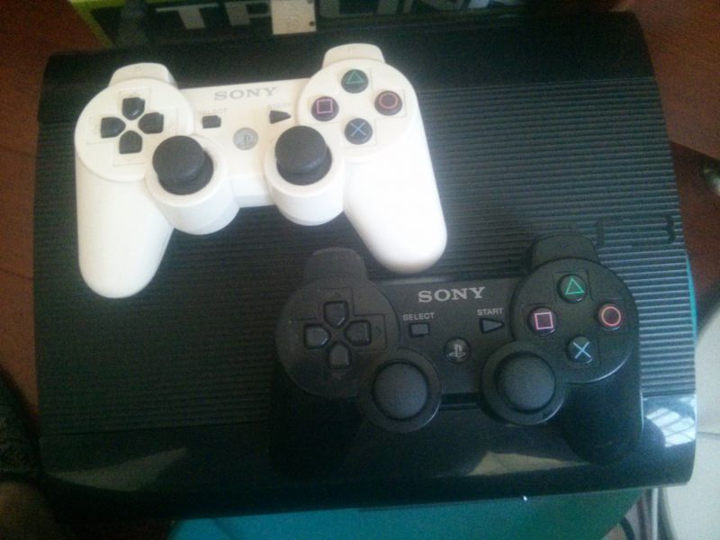 PS3 主機(jī)+真三7 猛將傳 +PES 2013 +COD11