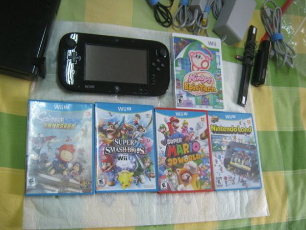 任天堂 WIIU 美版 豪華版 32g 加 5游戲