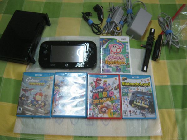 任天堂 WIIU 美版 豪華版 32g 加 5游戲