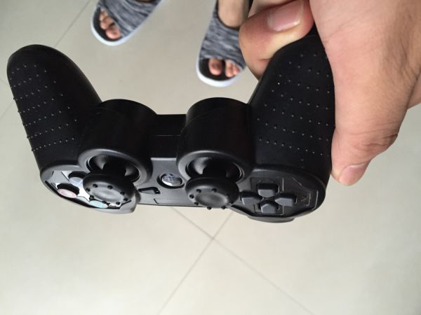 出售自用全新PS3 E3破解 雙手柄+500GWD硬盤