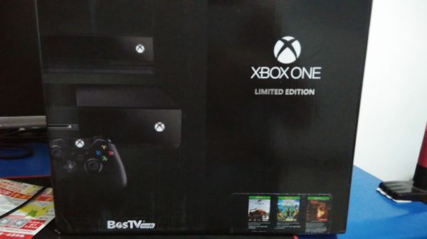 國(guó)行xboxone首發(fā)版帶體感