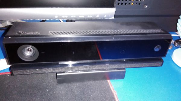 國行xboxone首發版帶體感