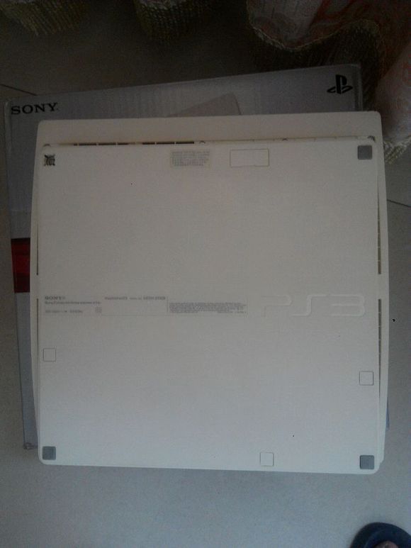 港版ps3白色完美軟破2512b 內置320G硬盤