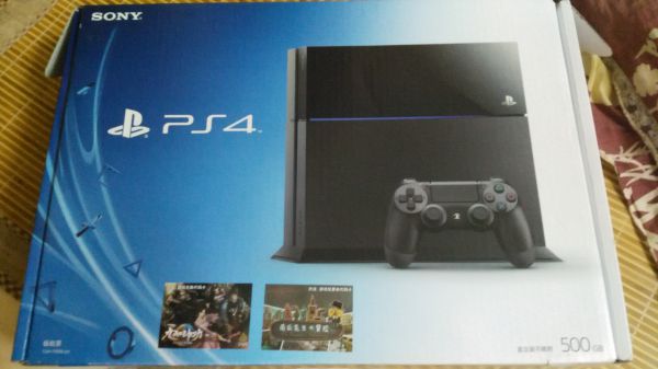 PS4 國行主機  使用時間一個月  