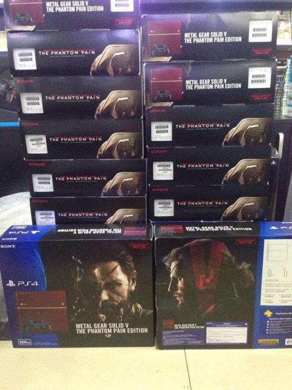 合金裝備V幻痛PS4限定主機