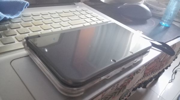 N3DSLL 日版 帶四個游戲 包郵順風