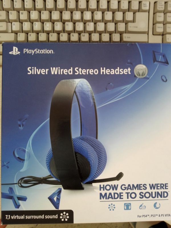 索尼PS4 Silver Wired 7.1聲道有線耳機