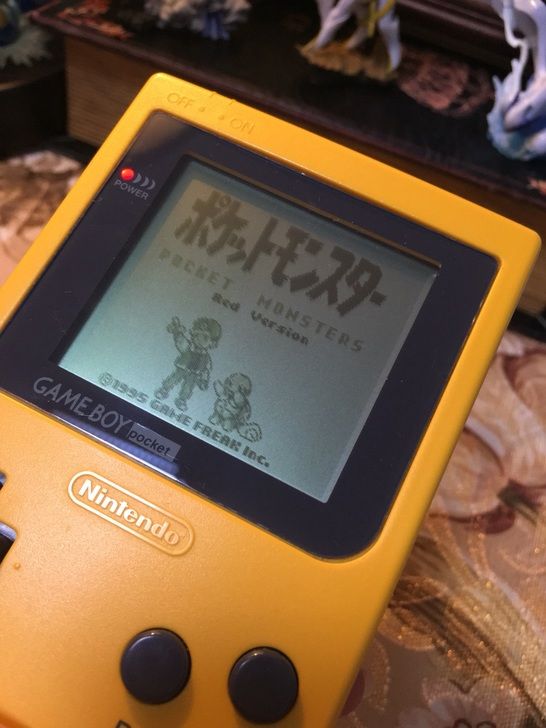 日版任天堂原裝GBP黃色裸機 使用正常 按鍵靈敏 有卡帶