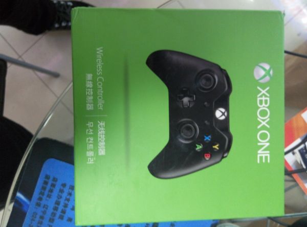 國行 Xboxone  手柄 帶線的