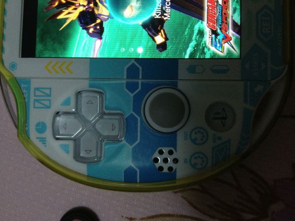 psv2000 16gb 討鬼極裸卡 