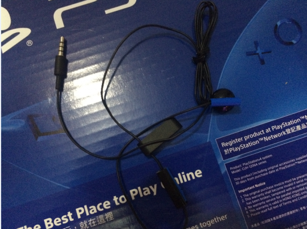 ps4主機500g黑色港版型號1206箱說全