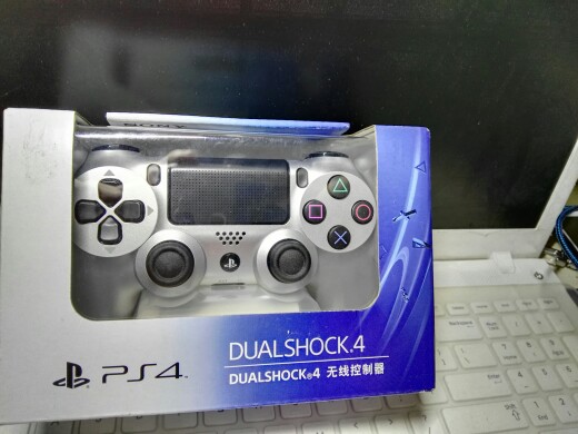 ps4國行銀色手柄