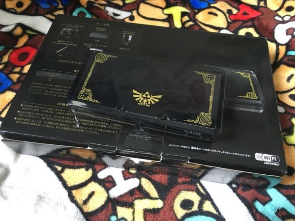 日版3ds塞爾達傳說25周年限定小三