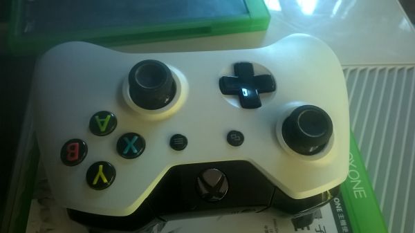 XBOX ONE 日落過載 捆綁機 港版（主機游戲可單出！）
