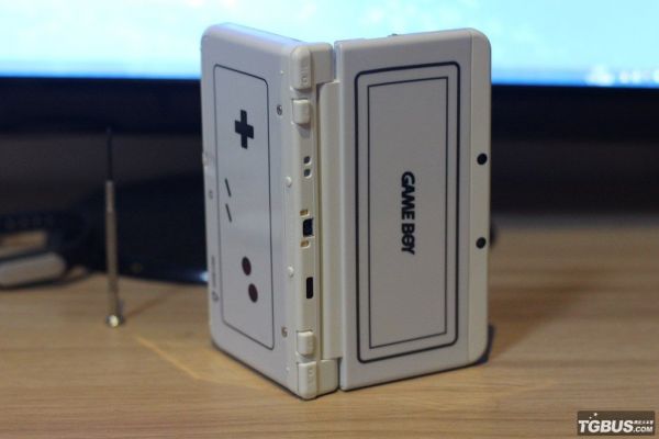 包郵 任天堂NEW3DS專用彩殼；限定“GB”替換舊殼