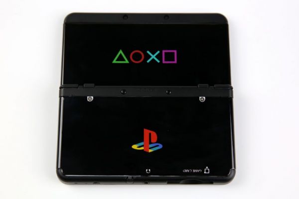 包郵 NEW 3DS任天堂限定彩殼；黑色索尼個性替換殼