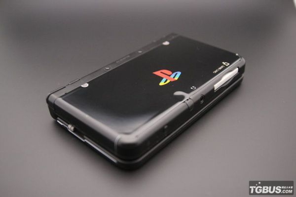 包郵 NEW 3DS任天堂限定彩殼；黑色索尼個性替換殼
