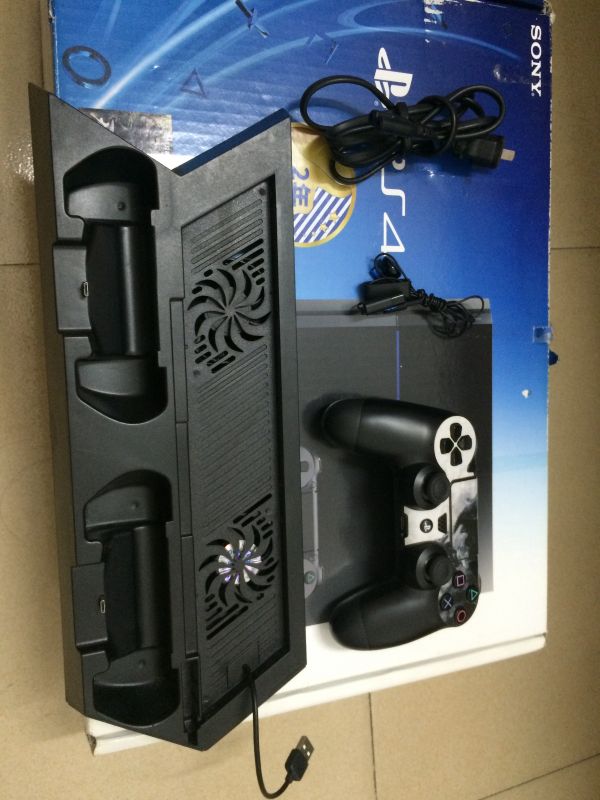 主機型號：CUH-1109A  B01 500GB 極致黑  手柄型號：CUH-ZCT1N