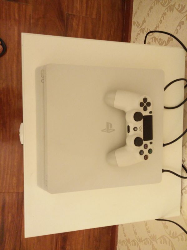 PS4slim薄版500g  標(biāo)配