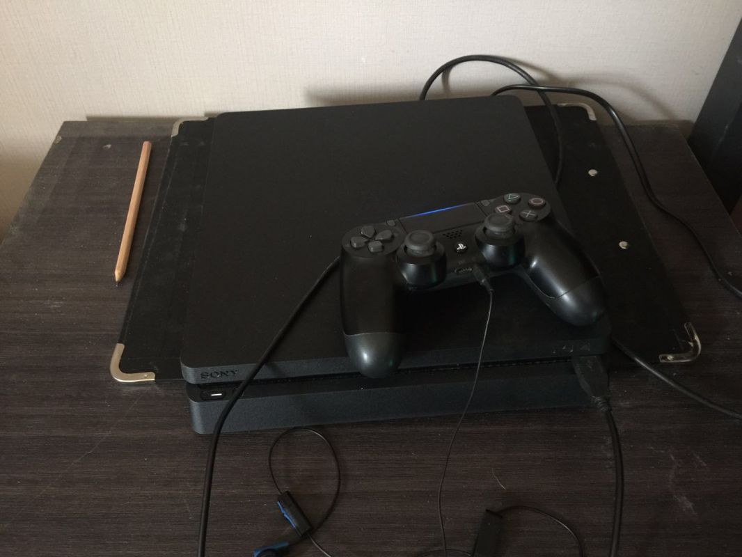 ps4 slim CUH-2006A B01 極致黑500G